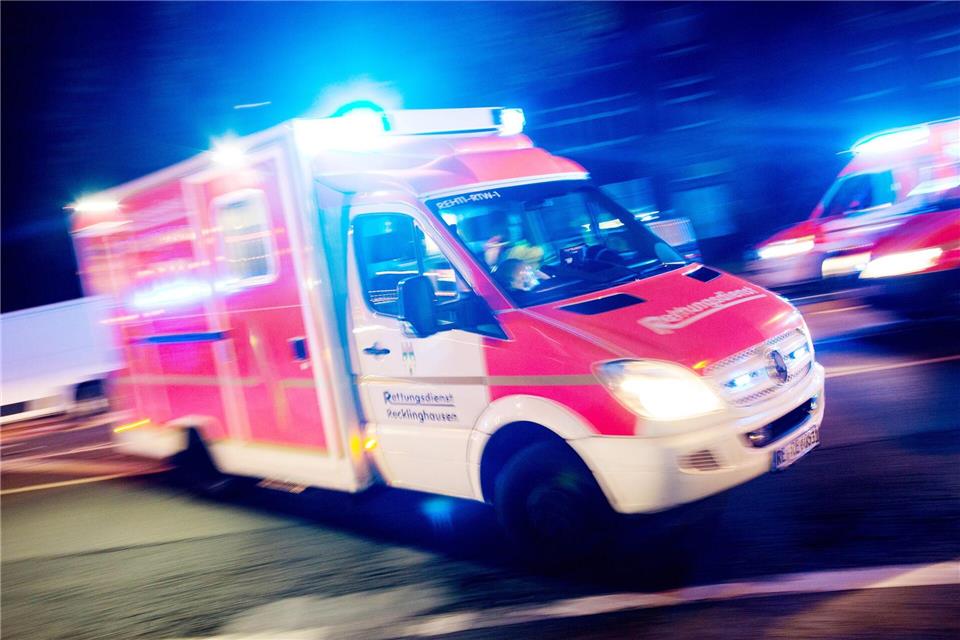 Mehrere Schüler in Kellinghusen müssen ärztlich behandelt werden. (Symbolbild)Marcel Kusch/dpa