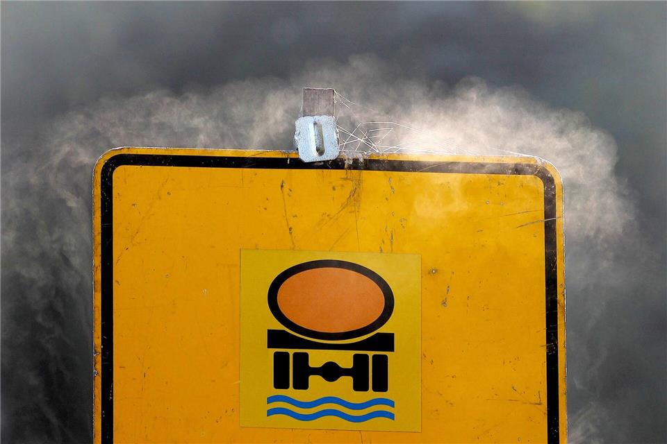 95 Unfälle mit wassergefährdenden Stoffen 2024 in Sachsen Mehrere Unfälle mit wassergefährdenden Stoffen in Sachsen (Symbolbild).Jan Woitas/dpa-Zentralbild/dpa