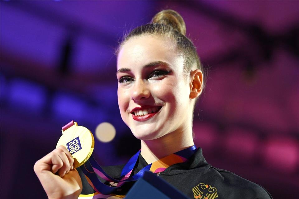 Mehrkampf-Weltmeisterin Darja Varfolomeev hofft in den Einzelfinals auf weitere WM-Medaillen. Marijan Murat/dpa