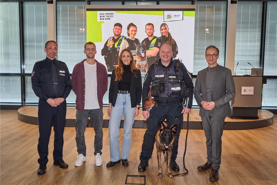 „Mein Hamburg. Meine Polizei. Mein Beruf“  lautet das Motto der neuen Kampagne.Georg Wendt/dpa