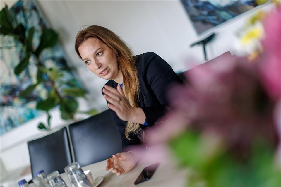 „Meine Gedanken sind bei der Verstorbenen, den Schwerverletzten sowie ihren Familien und Freundinnen und Freunden“, sagte Innenministerin Magdalena Finke. (Archivbild)Markus Scholz/dpa