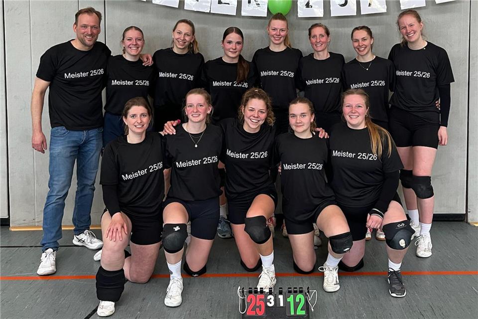 Meister in der Frauen-Bezirksliga: Die „Erste“ der Raesfelder VG.