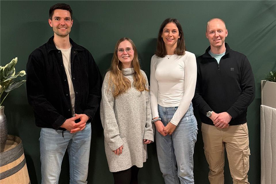 Melanie Becker (2. v. li.) ist neue erste Vorsitzende, Sophia Bleker ihre Stellvertreterin. Jan-Bernd Bleker (li.) ist neuer Schriftführer und Florian Witte führt die Kasse.