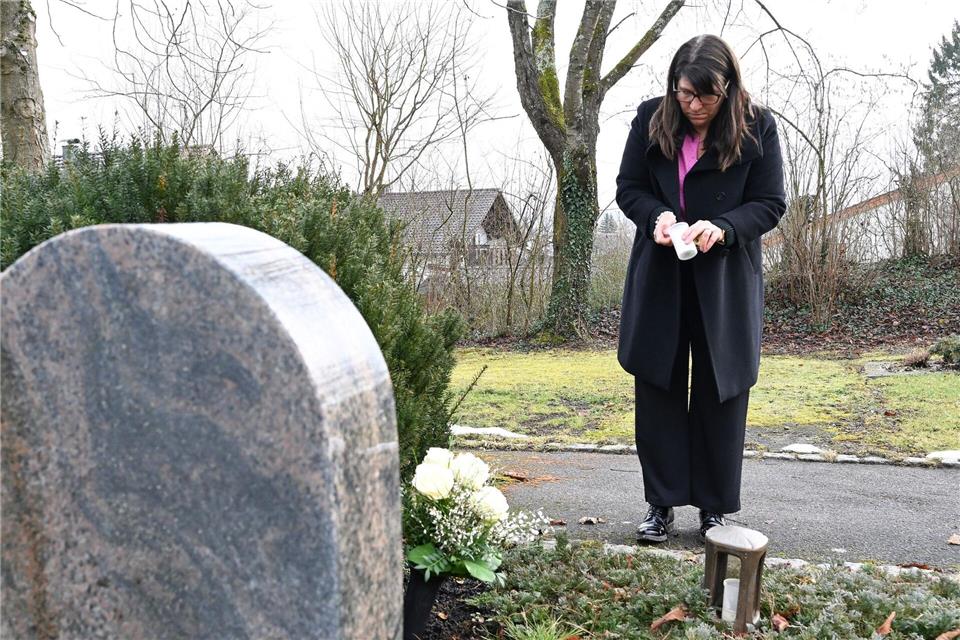 Melanie Klinke-Moser hat bei dem Absturz ihre Eltern verloren. Bernd Weißbrod/dpa