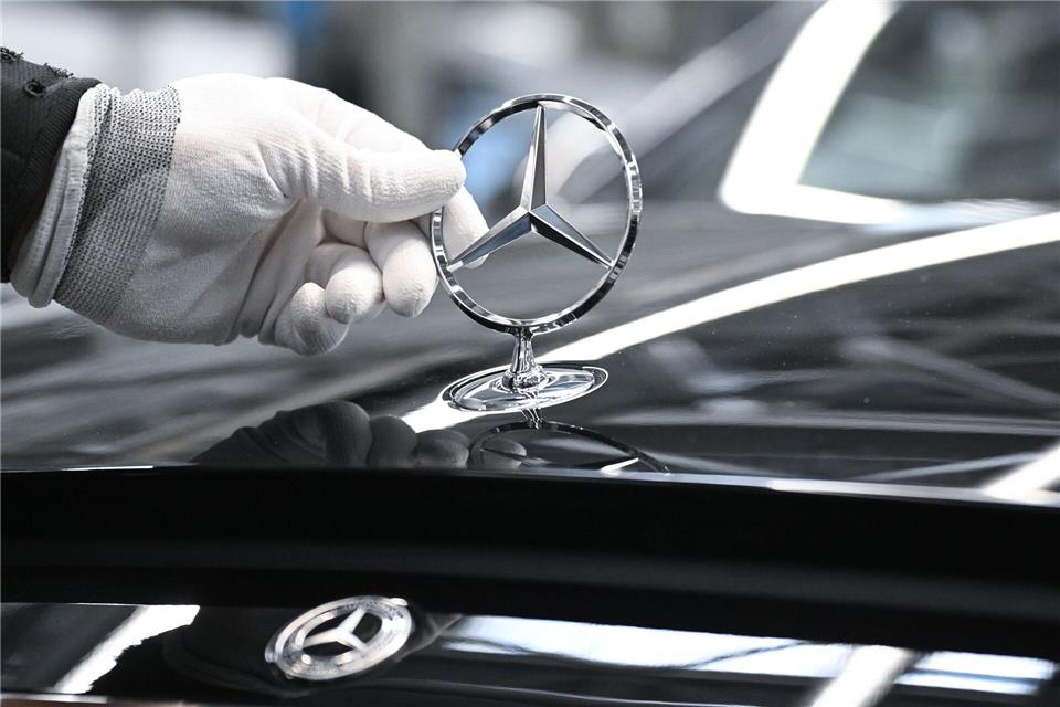 Mercedes-Benz: Gewinn im zweiten Quartal gestiegen. (Archivbild)Bernd Weißbrod/dpa