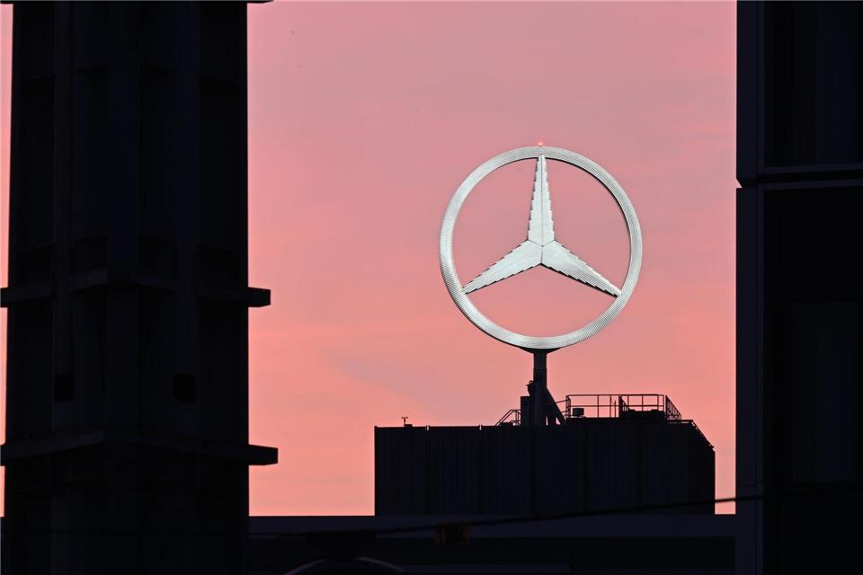 Mercedes-Benz bringt eine autonom fahrende S-Klasse auf den Markt. (Smbolbild)Bernd Weißbrod/dpa
