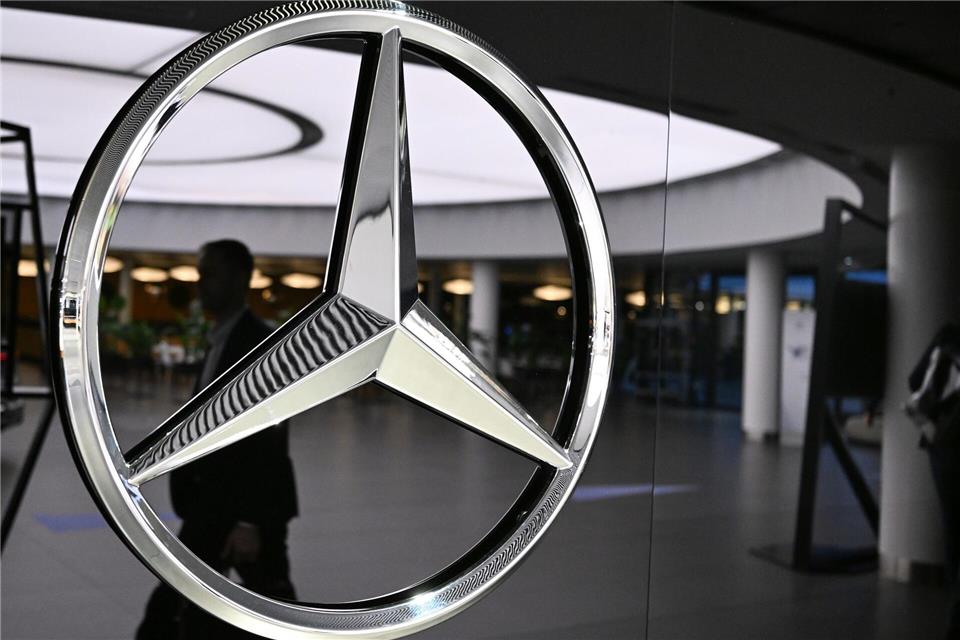 Mercedes-Benz mit Gewinneinbruch im Geschäftsjahr 2025.Bernd Weißbrod/dpa