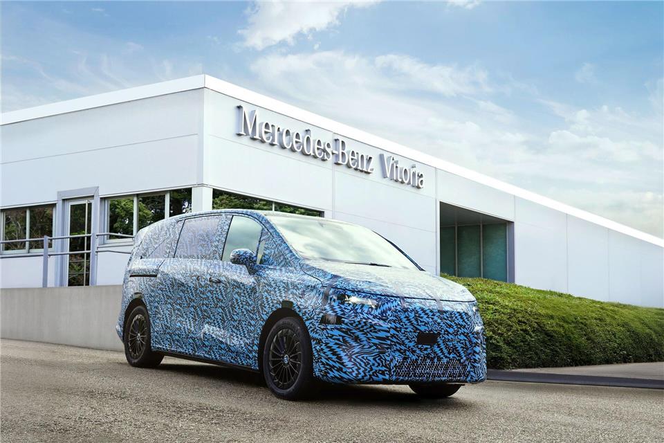 Mercedes startet 2026 mit der neuen V-Klasse mit dem VLE mit einer Reichweite von über 500 Kilometern und Allradlenkung.Mercedes-Benz AG/dpa-tmn