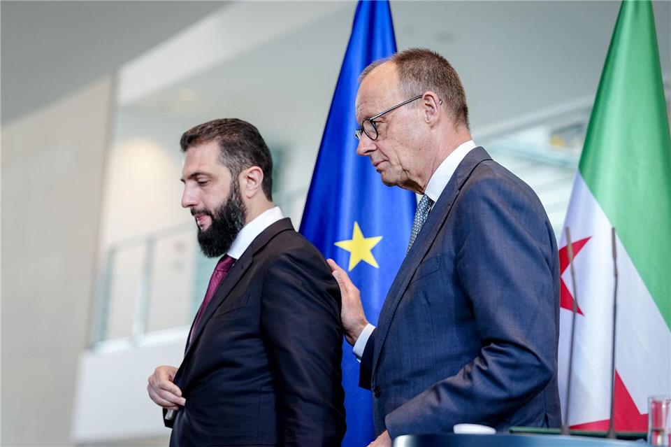 Merz nennt eine Zielmarke für die Rückkehr syrischer Flüchtlinge – und bezeichnet sie als Wunsch des syrischen Präsidenten.Kay Nietfeld/dpa