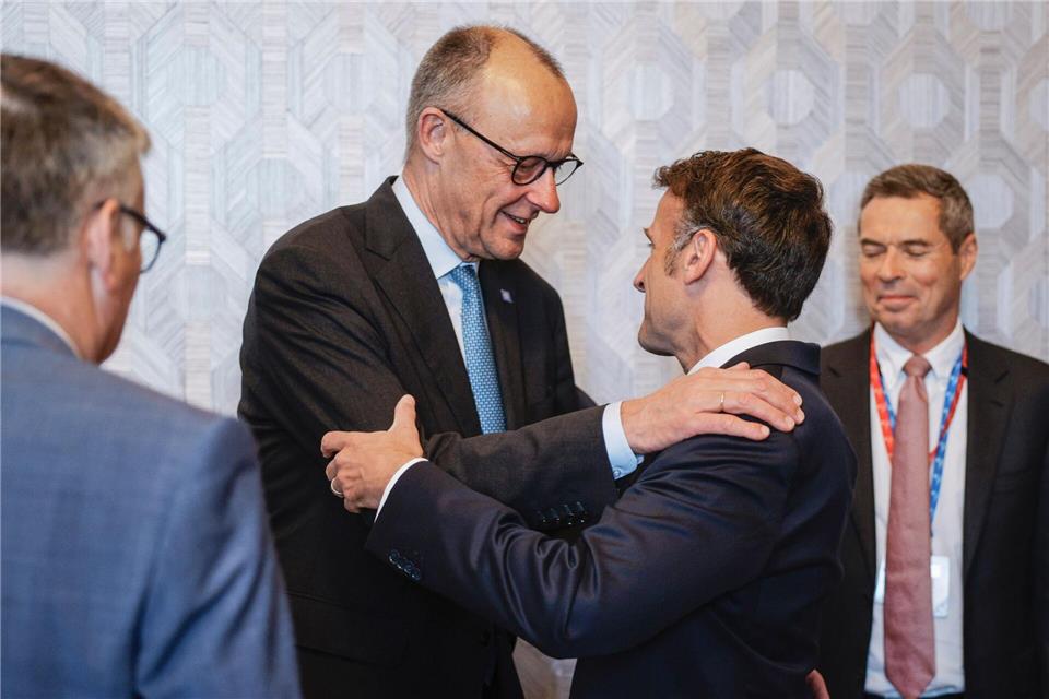 Merz und Macron haben die Verteidigungsministerien beauftragt, sich erneut über FCAS zu beugen.Koch, Tobias/dpa-Zentralbild/dpa