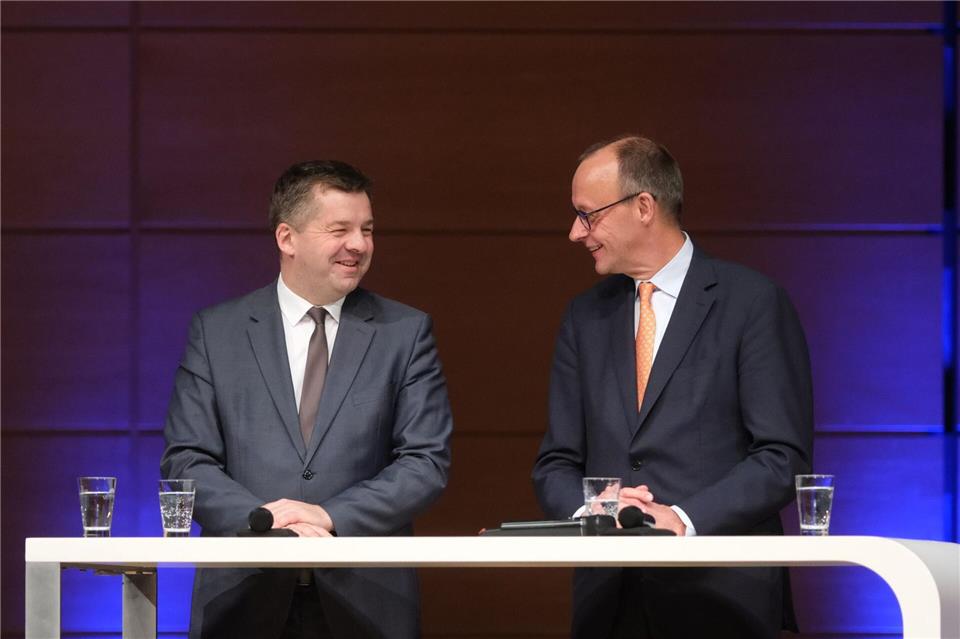 Merz würde am ehesten das Arbeitszeitgesetz streichen. Sebastian Willnow/dpa