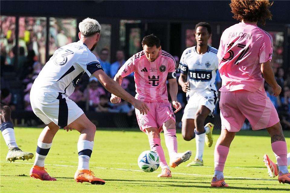 Messi hatte wenig starke Szenen - war aber dennoch an zwei Toren beteiligt.Lynne Sladky/AP/dpa