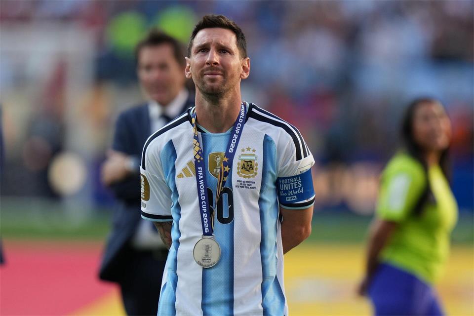Messi vergoss nach dem verlorenen Finale Tränen. (Archivbild)Stephanie Scarbrough/AP/dpa