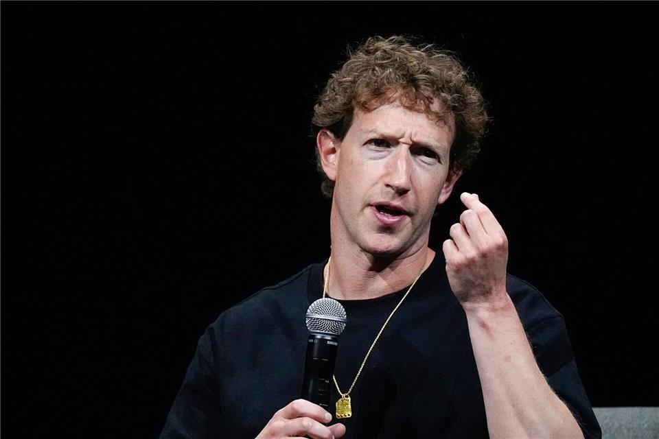 Facebook, Instagram und Tiktok droht EU-Strafe Meta-Chef Mark Zuckerberg hatte in Bezug auf die EU-Regeln von „institutionalisierter Zensur“ gesprochen. (Archivbild)David Zalubowski/AP/dpa