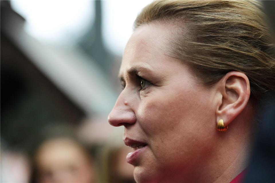 Mette Frederiksen will dänische Regierungschefin bleiben. Sergei Grits/AP/dpa