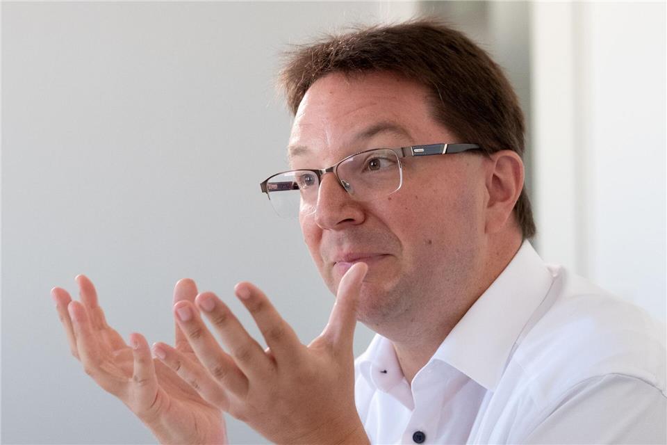 Michael Blume warnt vor einer Gewöhnung an antisemitische Straftaten. (Archivbild)Bernd Weissbrod/dpa