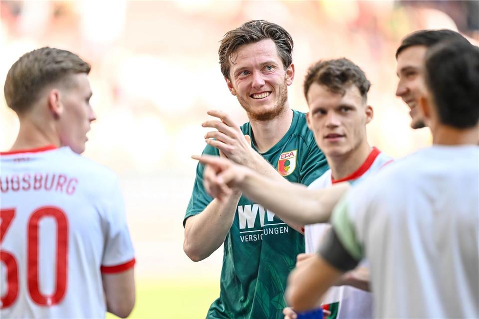 Michael Gregoritsch zeigt sich beim FC Augsburg gleich wieder treffsicher. (Archivbild)Harry Langer/dpa