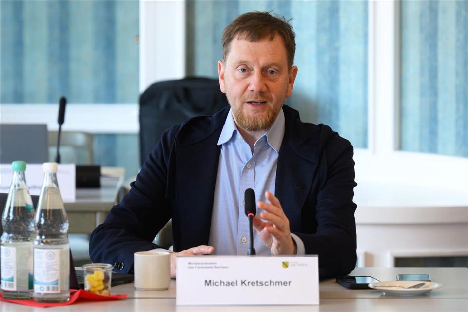 Michael Kretschmer (CDU), Ministerpräsident von Sachsen, fordert Wirtschaftswachstum zu priorisieren. (Archivbild)Robert Michael/dpa