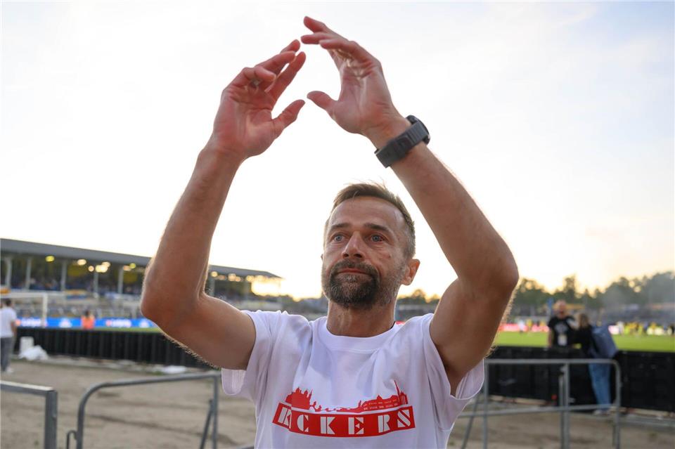 Michael Schiele (Trainer Würzburger Kickers) will den Aufstieg perfekt machen.Hendrik Schmidt/dpa