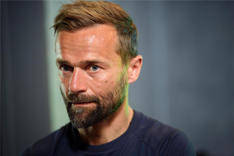 Michael Schiele will mit den Würzburger Kickers in die 3. Liga. (Archivbild)Gregor Fischer/dpa