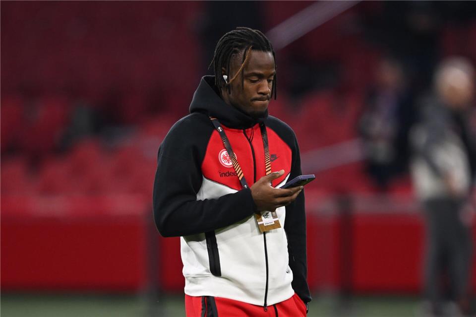 Nach Unfall: Frankfurt-Profi trauert um seine tote Katze Michy Batshuayi trauert um seine tote Katze. (Archivbild)Arne Dedert/dpa
