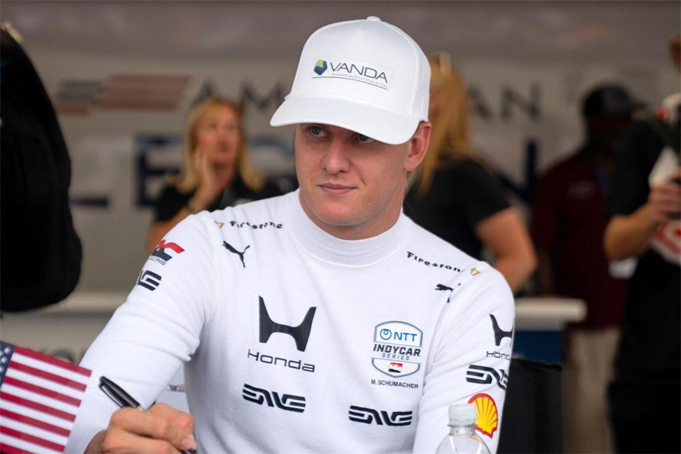 Mick Schumacher wechselt für kommendes Jahr seinen Rennstall. (Archivbild)Allison Robbert/AP/dpa