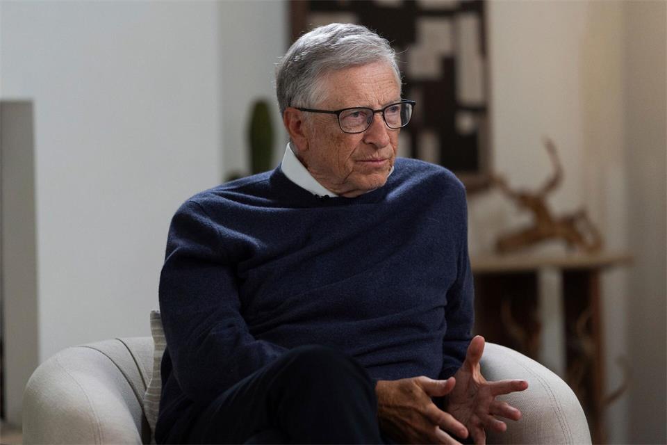 Microsoft-Mitgründer Bill Gates schließt sich Warnungen vor Gefahren Künstlicher Intelligenz an. (Archivbild)Jae C. Hong/AP/dpa