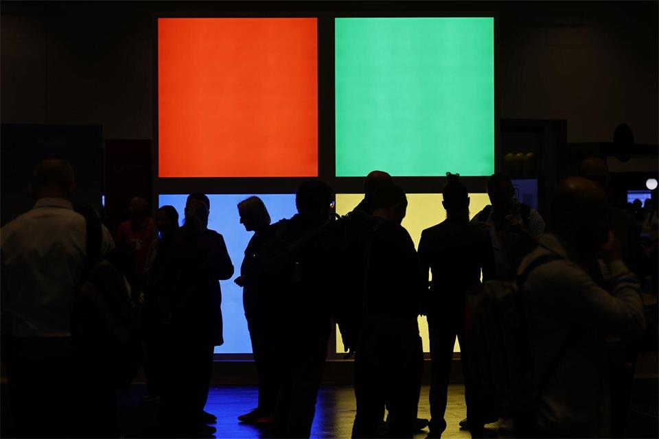 Microsoft baut seine Geschäfte kräftig aus. (Archivbild)Oliver Berg/dpa
