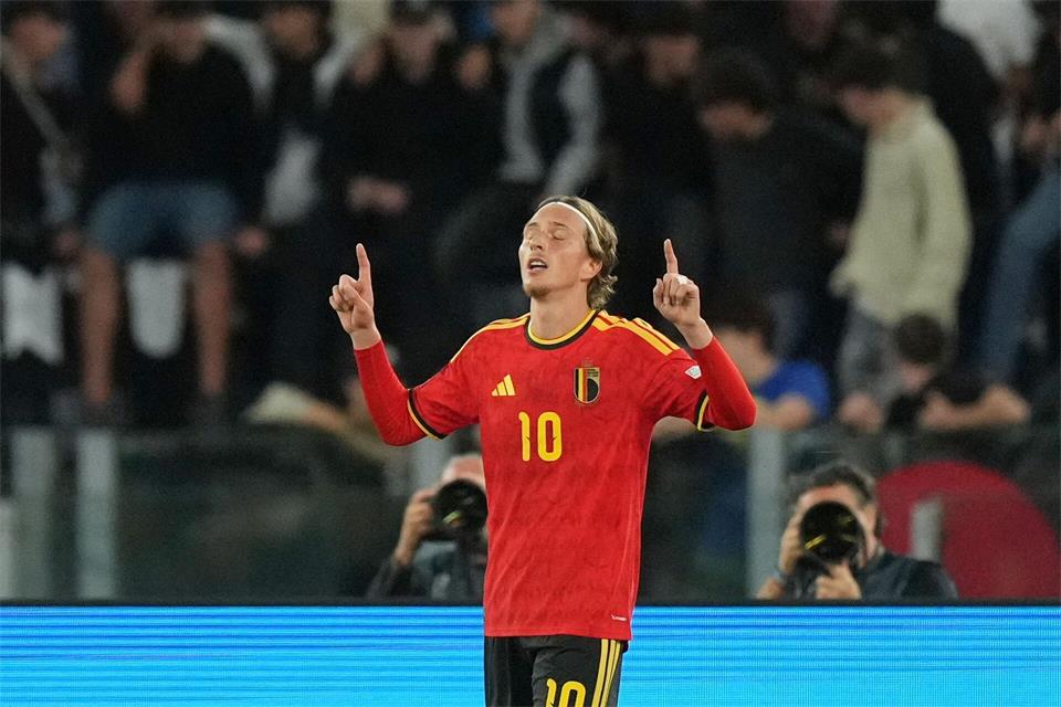 Mika Godts brachte Belgien nach sehenswertem Solo in Führung.Andrew Medichini/AP/dpa