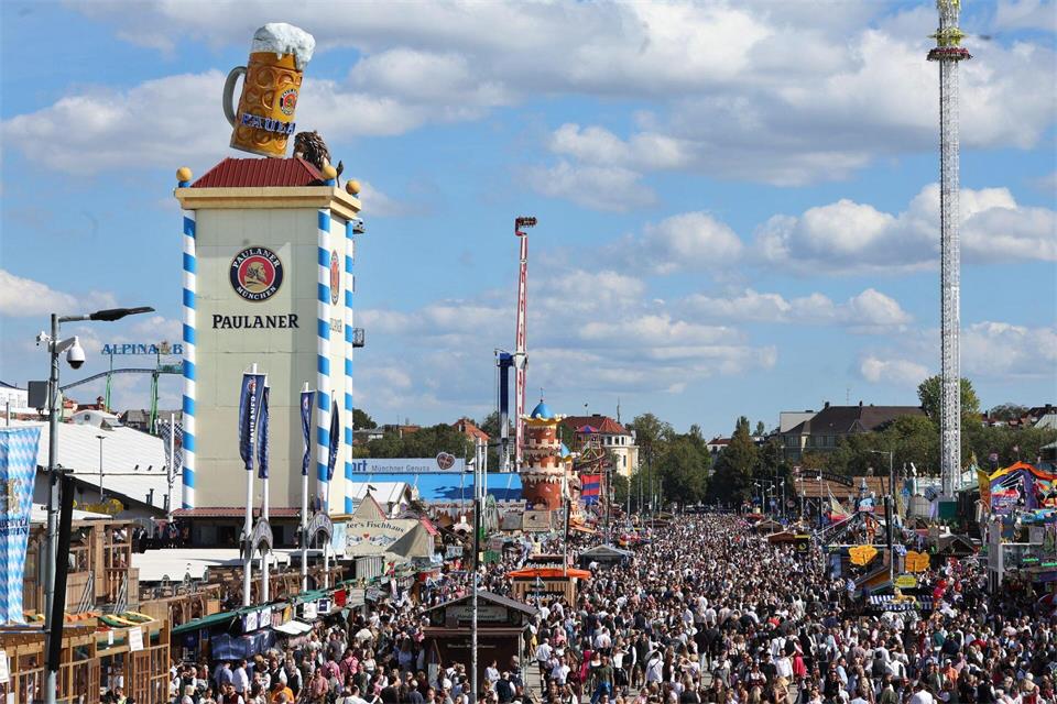Milde Temperaturen, kein Regen – die Startbedingungen fürs Oktoberfest waren perfekt.Karl-Josef Hildenbrand/dpa