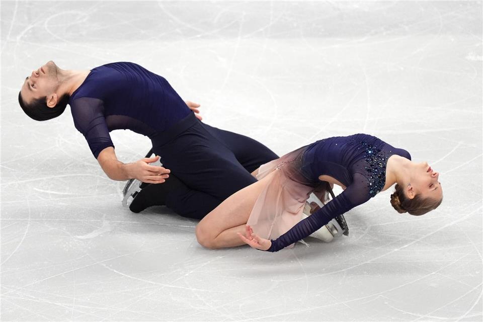 Minerva Hase (r) und Nikita Volodin mussten sich bei der EM mit Silber begnügen.Mike Egerton/PA Wire/dpa