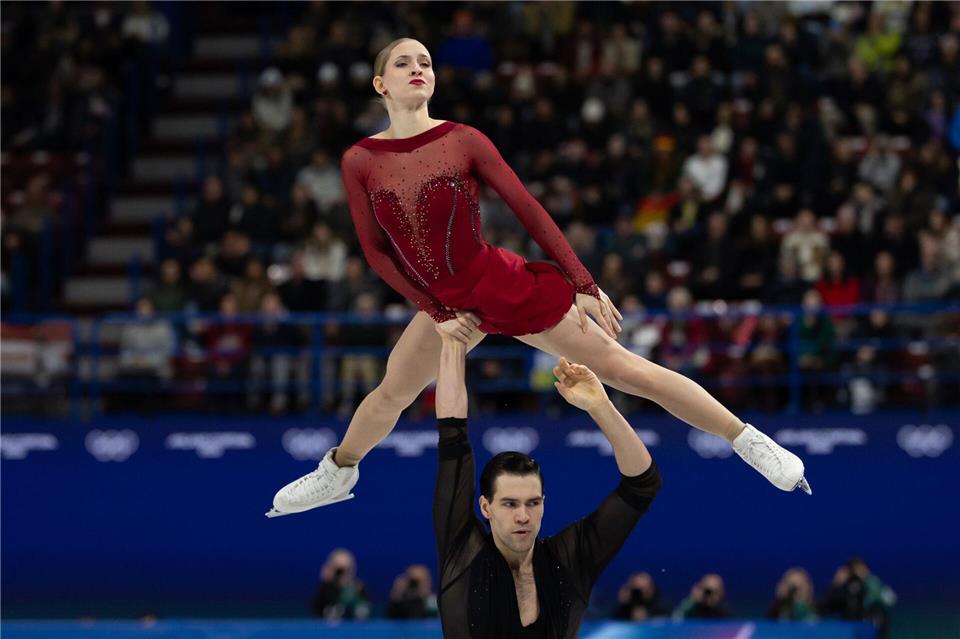 Minerva Hase und Nikita Volodin zählen bei der WM in Prag zu den Medaillenkandidaten. (Archivbild)Paul Kitagaki Jr./ZUMA Press Wire/dpa