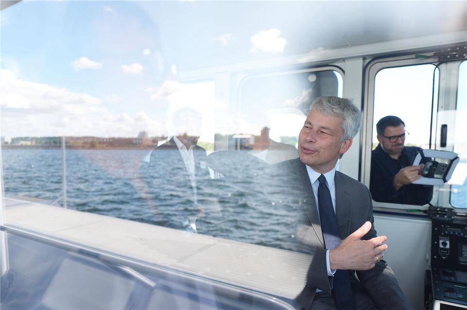 Minister Bilger (CDU) kommt zu BASF an den Rhein. (Archivbild)Marcus Brandt/dpa