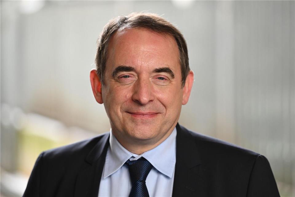 Minister Lorz: „Künstliche Intelligenz ist kein Ersatz für menschliche Expertise, sondern verstärkt sie passgenau.“ (Archivbild)Arne Dedert/dpa