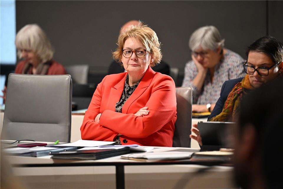 Ministerin Behrens spricht vom „modernsten Polizeigesetz in Deutschland“.Shireen Broszies/dpa