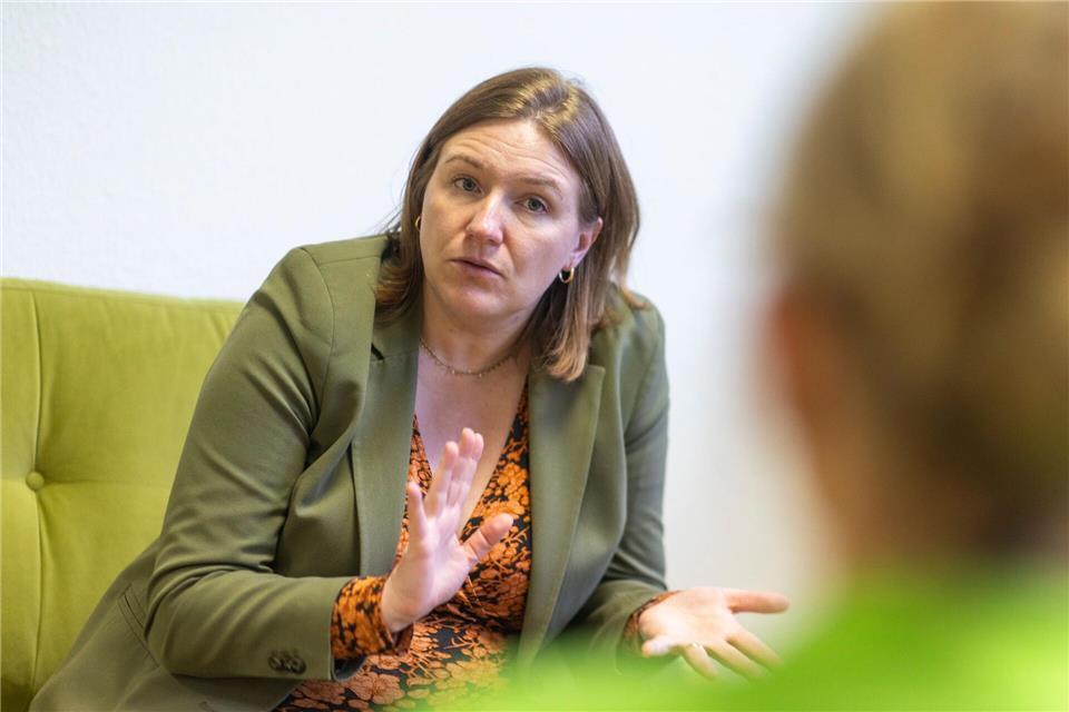 Junge Menschen wollen politisch gern mehr mitreden Ministerin Binz hat sich mit jungen Menschen bei drei Jugendkonferenzen über Partizipation ausgetauscht. (Archivbild)Helmut Fricke/dpa