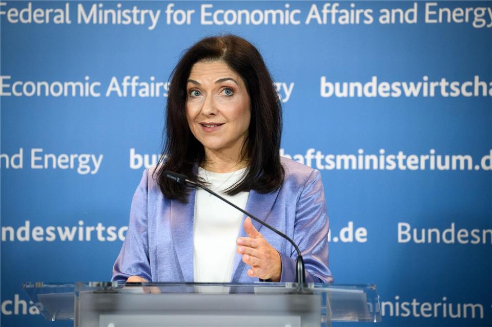Ministerin Reiche reagiert auf Aussagen des Finanzministers.Bernd von Jutrczenka/dpa