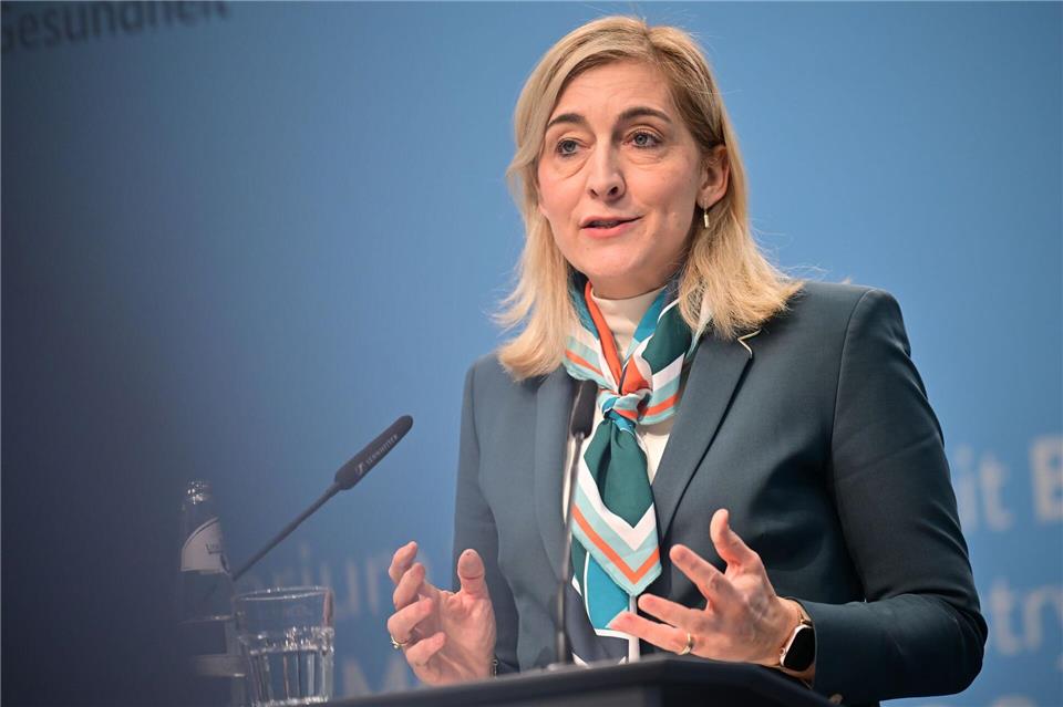Ministerin Warken will die Reform „alltagstauglich“ machen. (Archivbild)Sebastian Gollnow/dpa