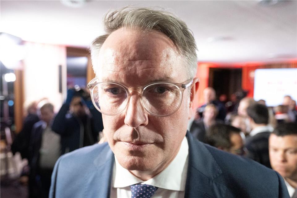 Ministerpräsident Alexander Schweitzer (SPD) ist abgewählt. Boris Roessler/dpa