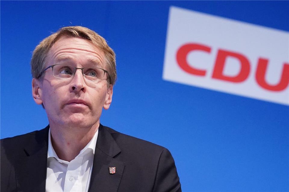 Ministerpräsident Daniel Günther kandidiert erneut für den CDU-Landesvorsitz. (Archivbild)Marcus Brandt/dpa
