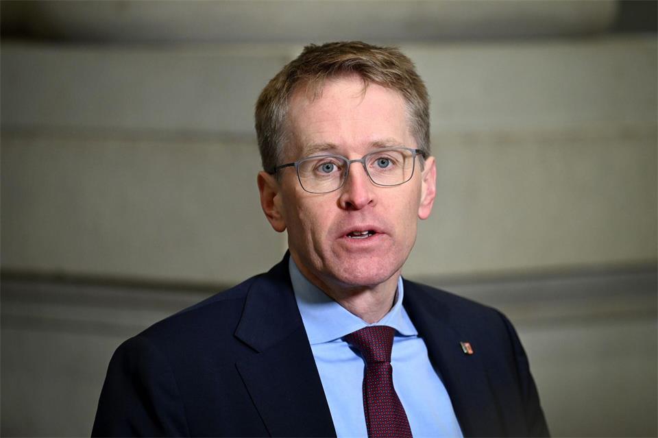 Ministerpräsident Günther (CDU) betont, wie wichtig ehrenamtliches Engagement für Schleswig-Holstein ist.Soeren Stache/dpa