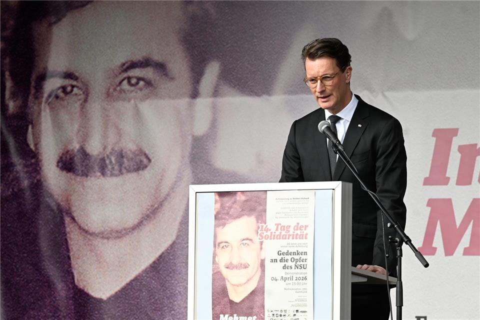 Ministerpräsident Hendrik Wüst kam für die Gedenkveranstaltung nach Dortmund. Roberto Pfeil/dpa