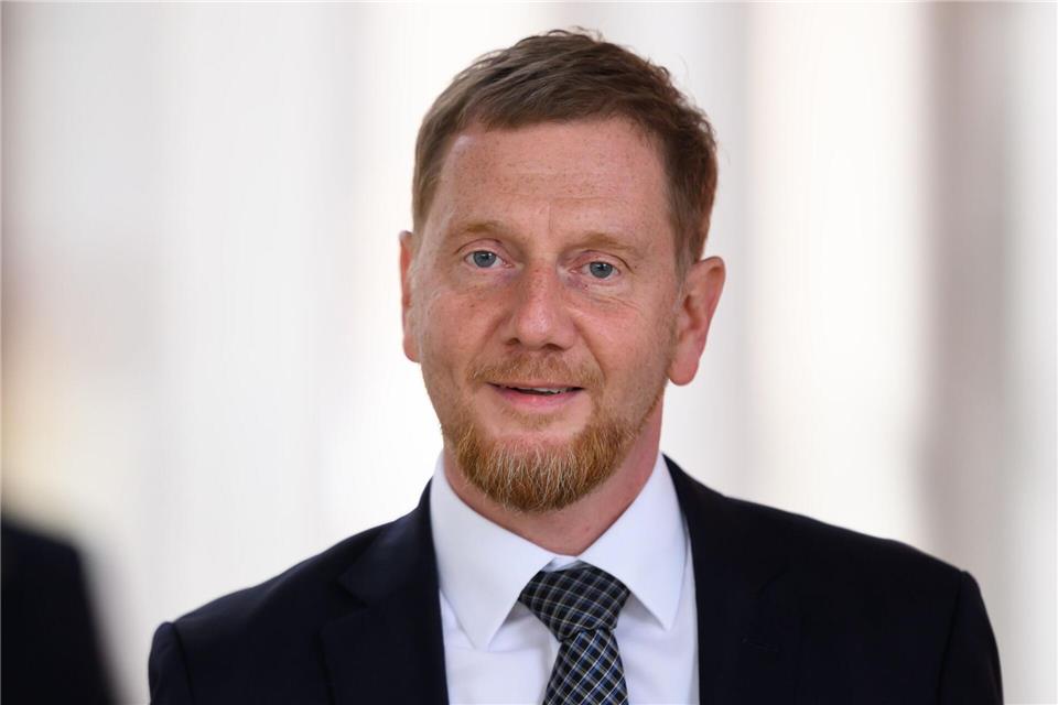 Ministerpräsident Kretschmer: „Zu unserem Land gehört, dass jeder sein Leben frei leben kann.“ (Archivbild)Robert Michael/dpa