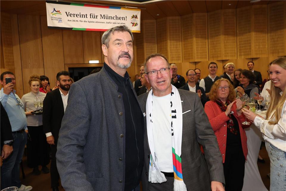 München erhöht Druck auf DOSB nach klarem Olympia-Votum Ministerpräsident Markus Söder (l) und Landes-Sportverbandschef Jörg Ammon sehen Münchens Bewerbung international mit den besten Chancen.Karl-Josef Hildenbrand/dpa