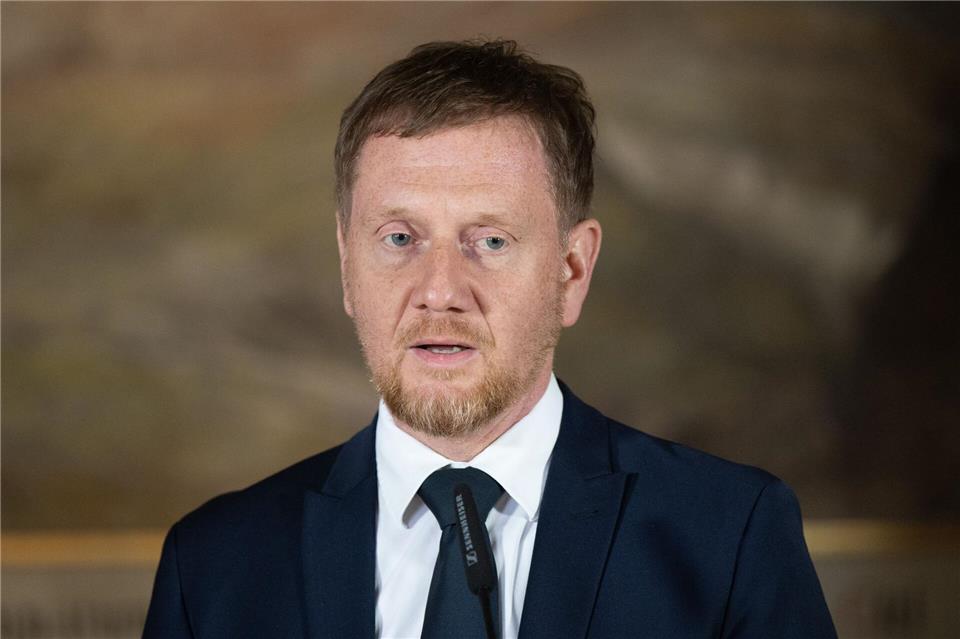 Ministerpräsident Michael Kretschmer (CDU) kritisiert die Pläne der Bundesregierung zur Krankenhausreform.Sebastian Kahnert/dpa