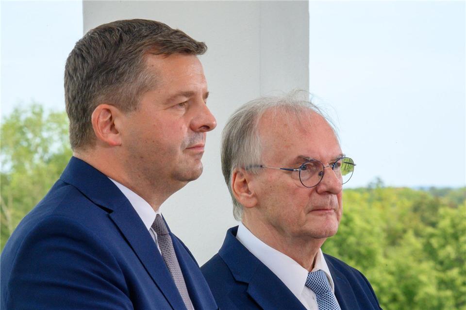 Ministerpräsident Reiner Haseloff scheidet 2026 aus dem Amt, ihm soll Sven Schulze nachfolgen. (Archivbild)Klaus-Dietmar Gabbert/dpa
