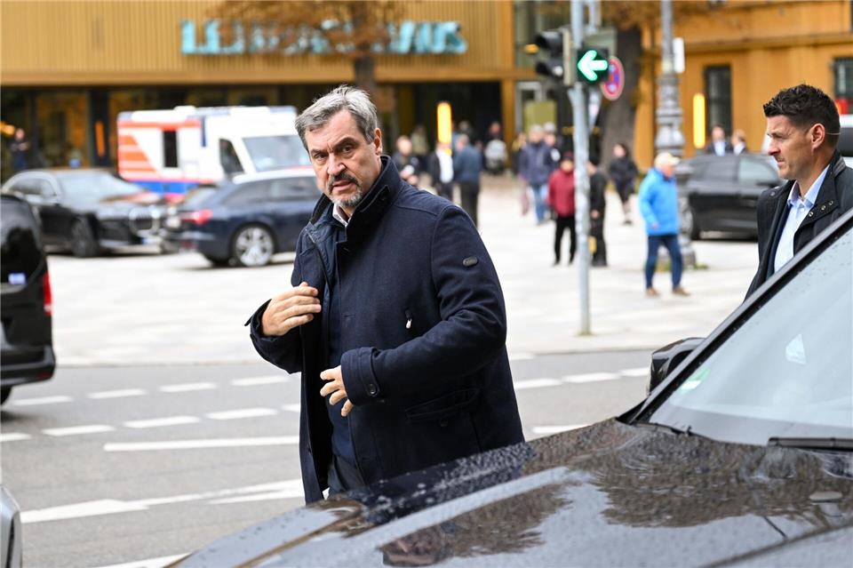 Hunderte setzen in München Zeichen gegen Antisemitismus Ministerpräsident Söder war Schirmherr der Veranstaltung.Tobias Hase/dpa