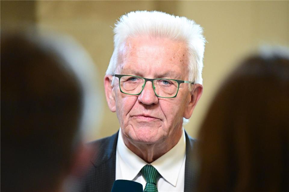 Ministerpräsident Winfried Kretschmann will, dass sich die Hochschulen im Land an militärischer Forschung beteiligen.Bernd Wei�brod/dpa