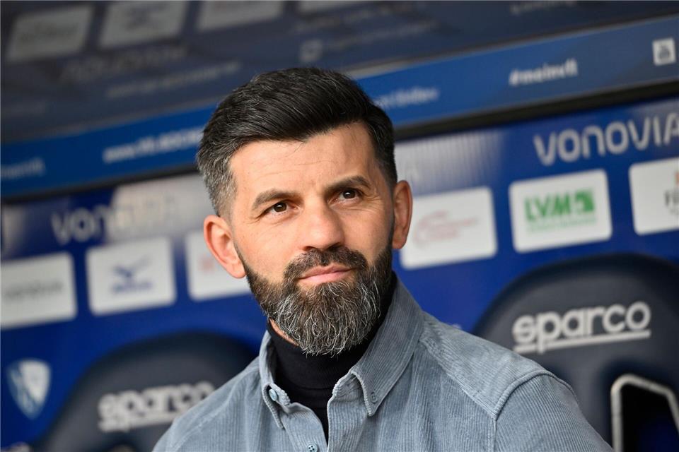 Miron Muslic steckt mit seiner Mannschaft in einer sportlichen Mini-Krise. (Archivbild)Anke Waelischmiller/dpa