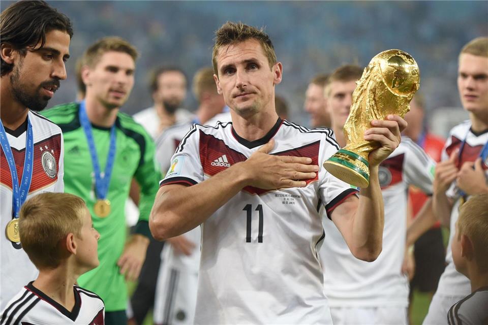 Miroslav Klose hält mit 16 Treffern den Rekord für die meisten WM-Tore. (Archivbild)Marcus Brandt/dpa